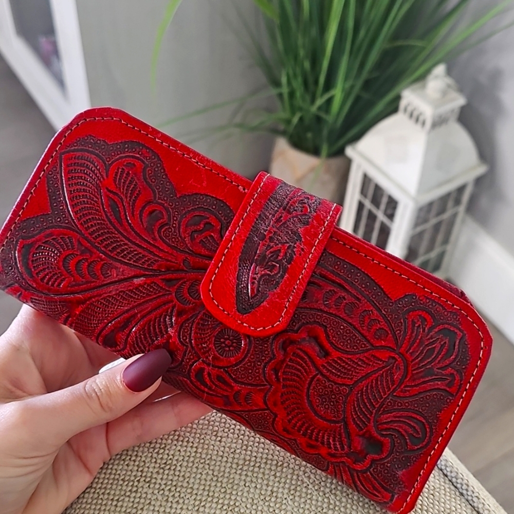 NWOT Western Handtooled Red & Black Floral Long Wallet